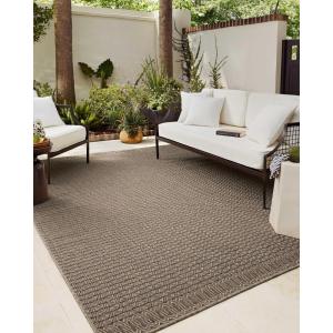 Loloi Chris Loves Julia Providence Collection PRC-06 Charcoal/Dove 2′-3″ x 3′-9″, .12″ Pile Height, Indoor/Outdoor Runner Rug(Natural / Graphite)