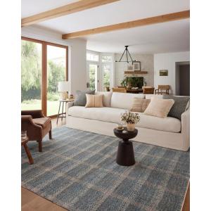 Loloi Angela Rose Ember Collection EMB-09 Denim/Charcoal 7′-10″ x 10′ Area Rug(Blue / Beige)