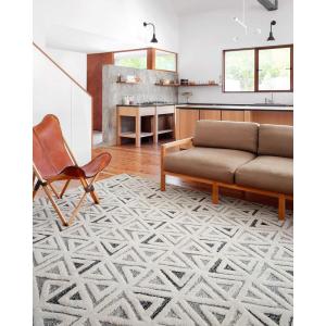 Loloi Hagen Collection HAG-03 White/Sky 6′-7″ x 9′-2″ Area Rug(Blue / Multi)