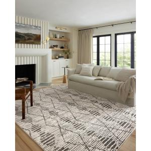 Loloi Kamala Collection KAM-05 Grey/Multi 5′-3″ x 7′-9″ Area Rug(Charcoal / Dove)
