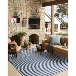 Loloi Easton Collection ESN-05 Wheat/Ivory 6′-7″ x 9′-4″ Area Rug(Denim / Ivory)