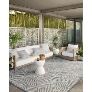 Loloi Rainier Collection RAI-03 Natural/Ivory 5′-3″ x 7′-7″ Area Rug(Denim / Cream)