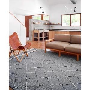 Loloi II Sawyer Collection SAW-01 Black 7′-6″ x 9′-6″ Area Rug(Navy)